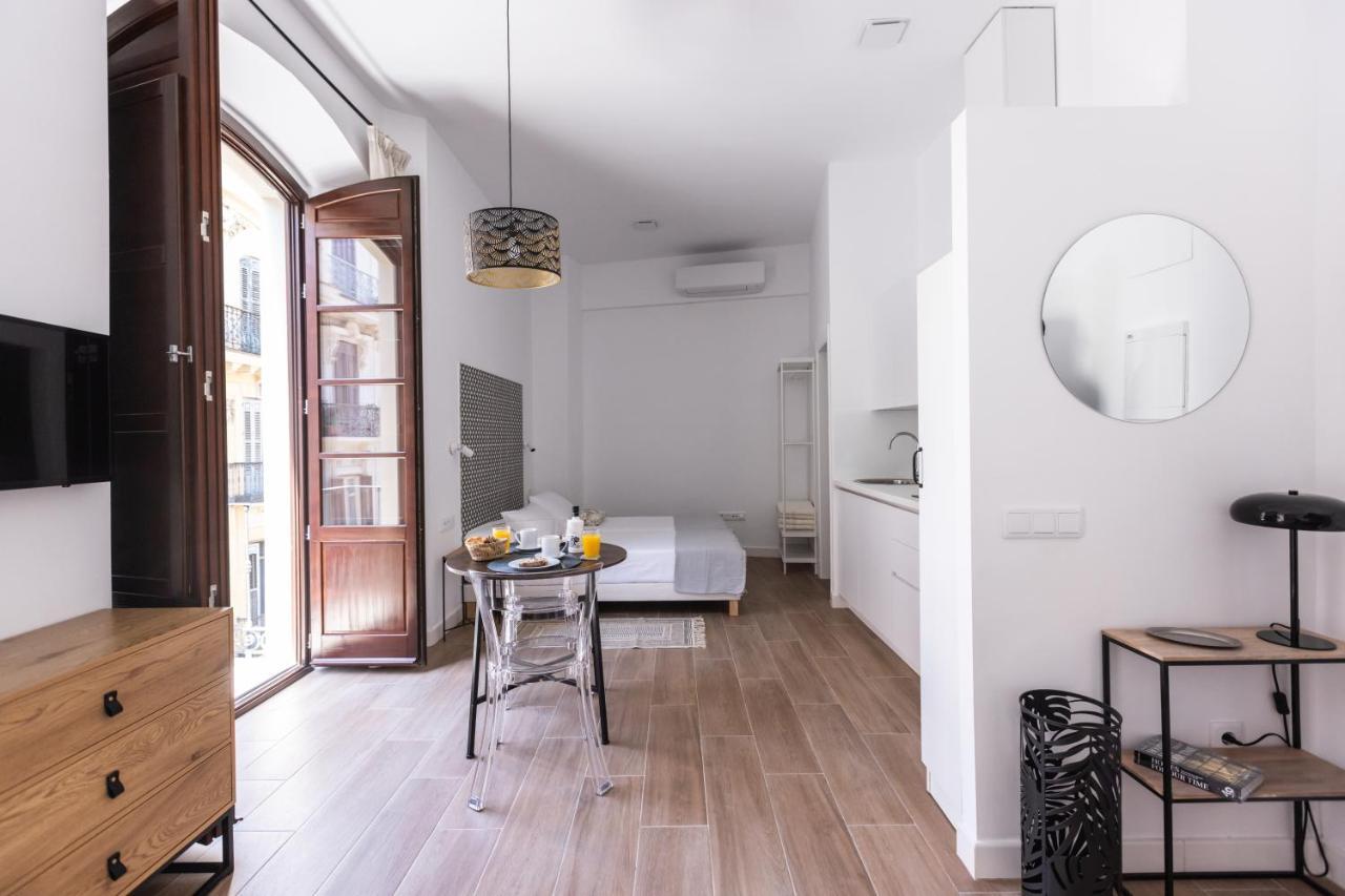 Apartamento-Loft Especeria Black Malaga Bagian luar foto